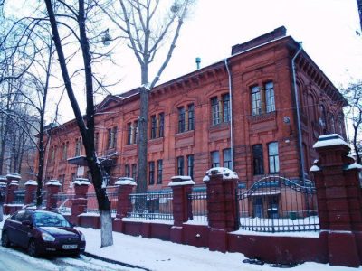 Базовый медицинский колледж №1